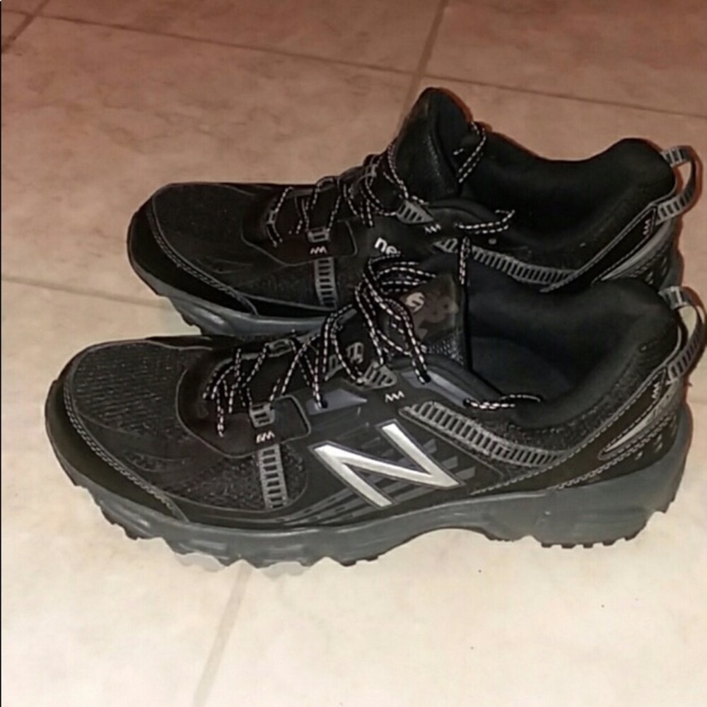 New Balance 410 V4